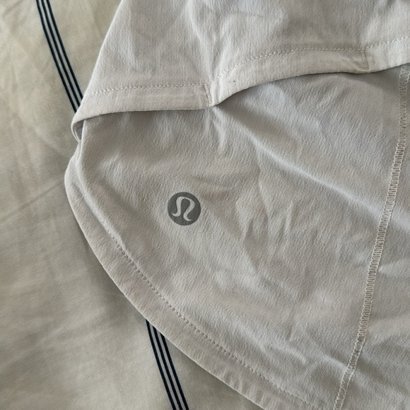 Speed up shorts white 2.5” - Picture 3 of 5